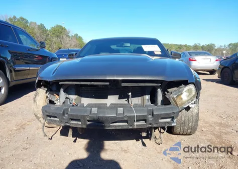 2012 Ford Mustang Gt Premium z USA, uszkodzony, nr VIN 1ZVBP8CF9C5285532